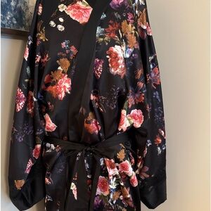 Cacique 18/20 floral rode